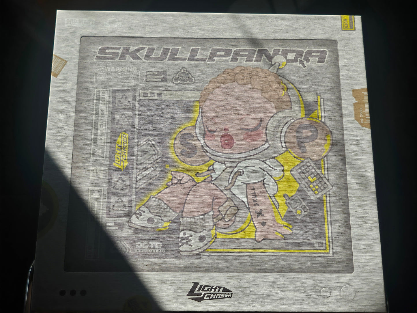 POPMART SKULLPANDA - Ootd Light Chaser Art Toy Figurine Limited Rare Chase Edition Designer Toy Collectible (Resale / Open Box)