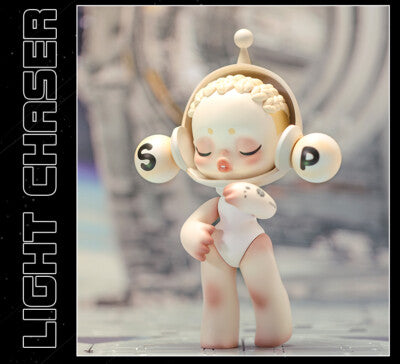 POPMART SKULLPANDA - Ootd Light Chaser Art Toy Figurine Limited Rare Chase Edition Designer Toy Collectible (Resale / Open Box)